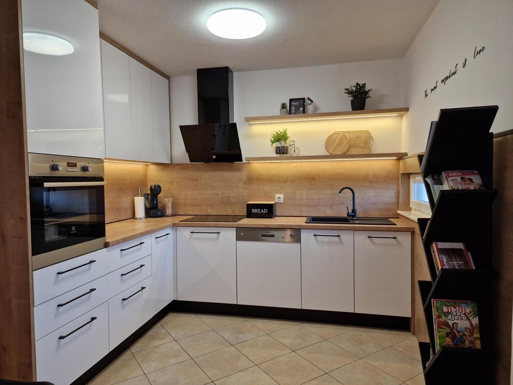 Beautiful Holiday Home "Villa Luka" Kastel Stafilic Екстер'єр фото